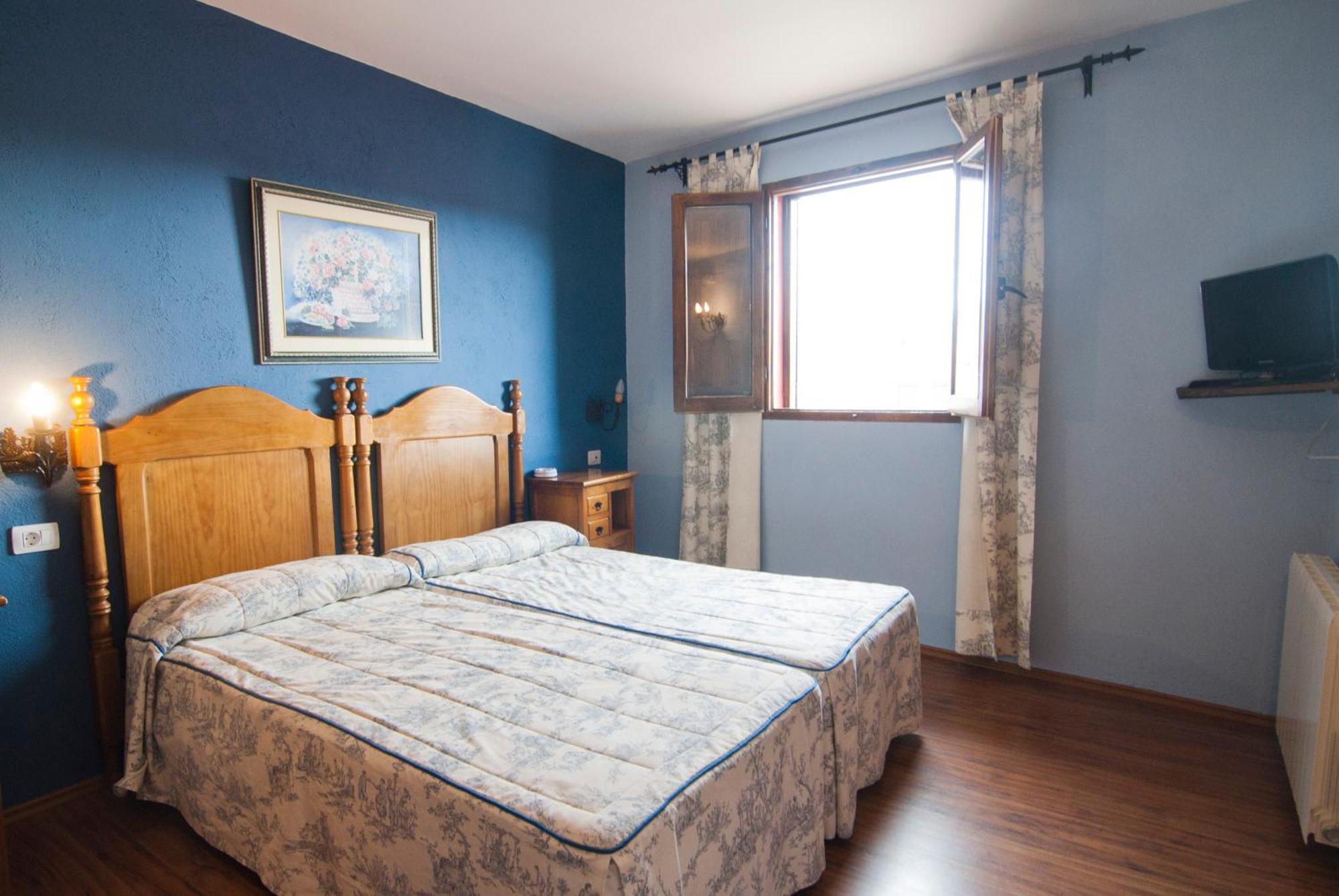 Hostatgeria Sant Jaume Hotell Corachar Eksteriør bilde